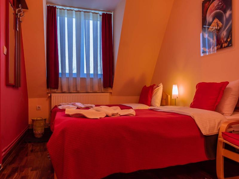 Garni Hotel Lama image