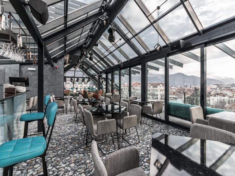 Sky Corner Hotel image