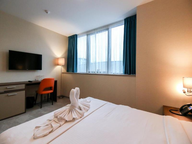 Sky Corner Hotel image