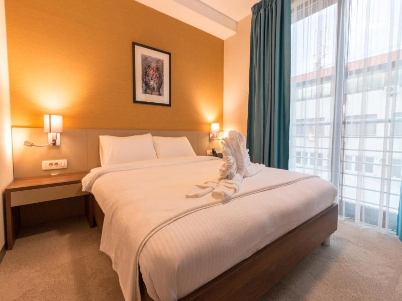 Sky Corner Hotel image