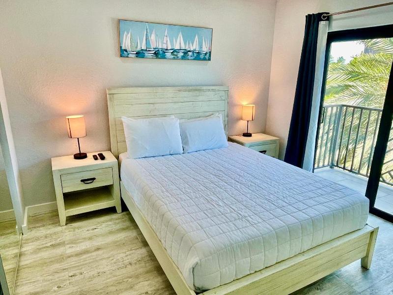 Vistalmar Beach Resort image