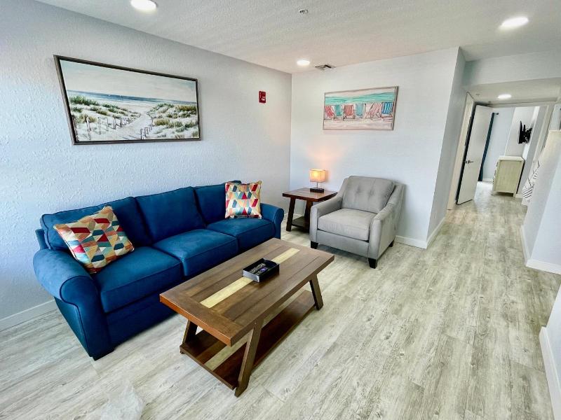 Vistalmar Beach Resort image