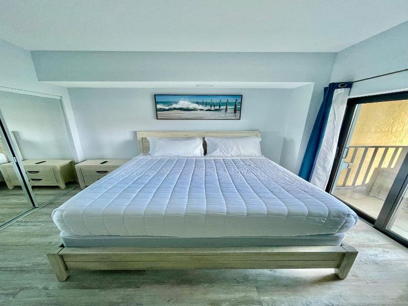 Vistalmar Beach Resort image