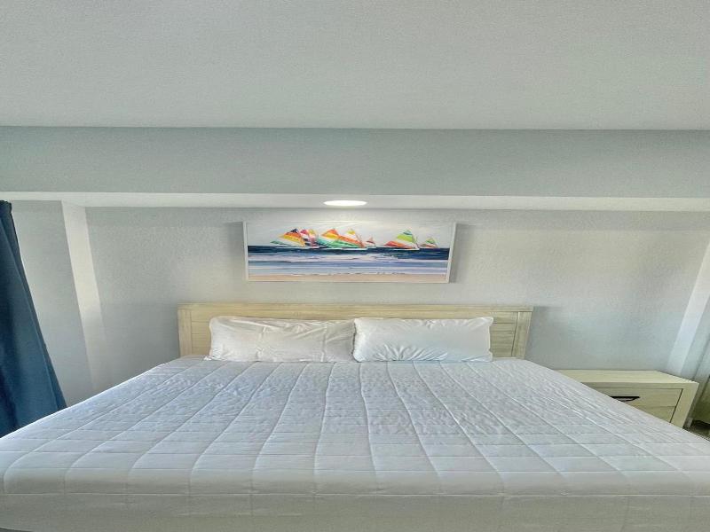 Vistalmar Beach Resort image