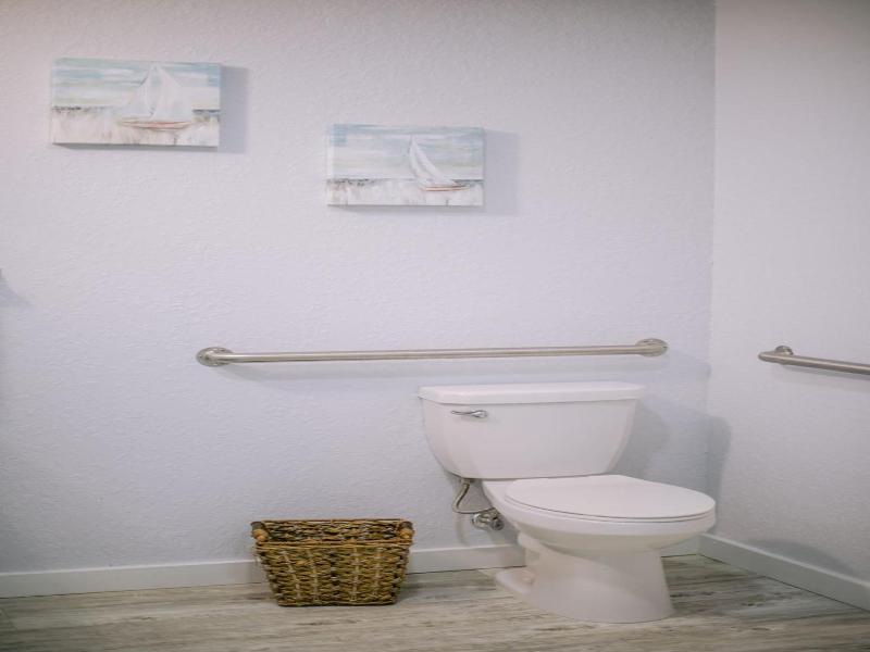 Vistalmar Beach Resort image