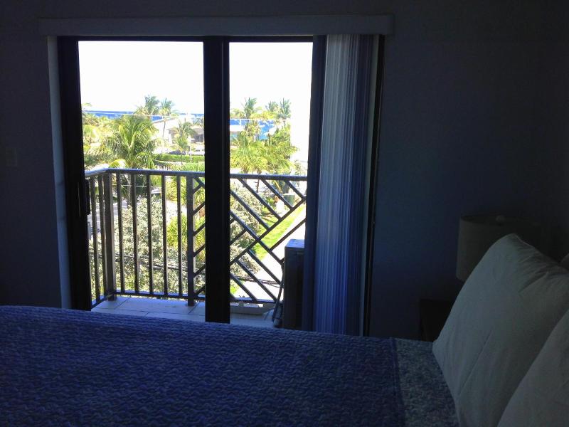 Vistalmar Beach Resort image