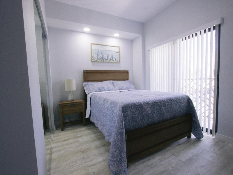 Vistalmar Beach Resort image
