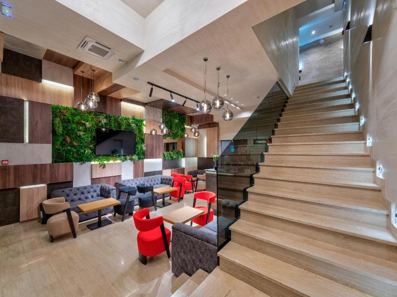 Hotel Aria image