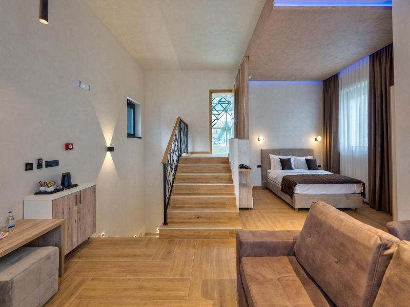 Hotel Aria image