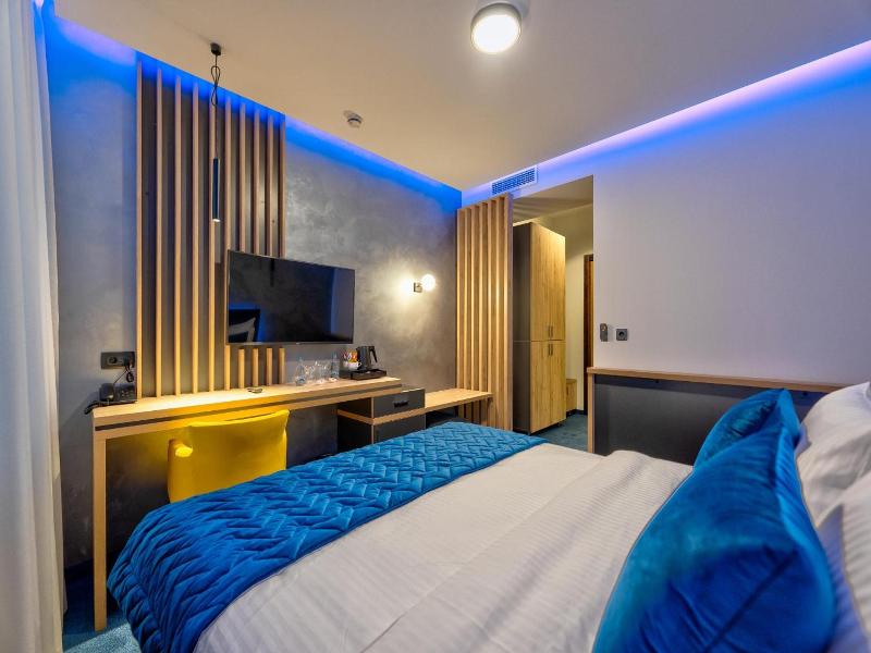 Hotel Aria image