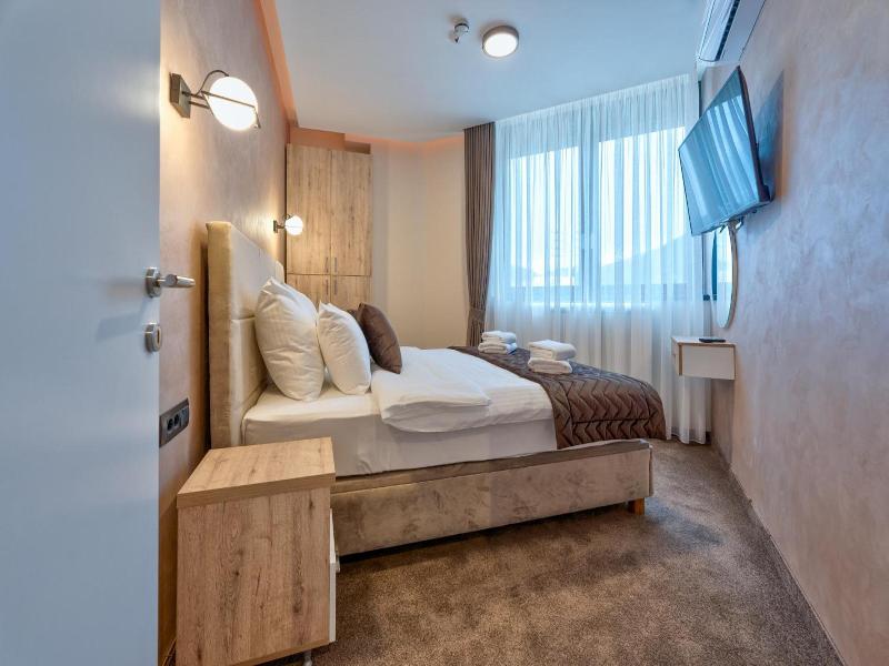 Hotel Aria image