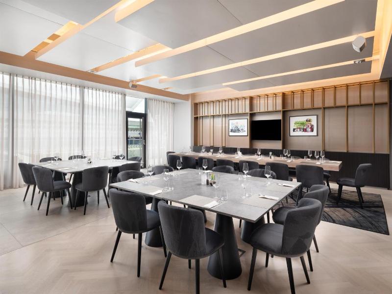 Hilton Garden Inn Silverstone image