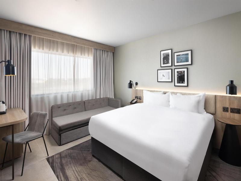 Hilton Garden Inn Silverstone image
