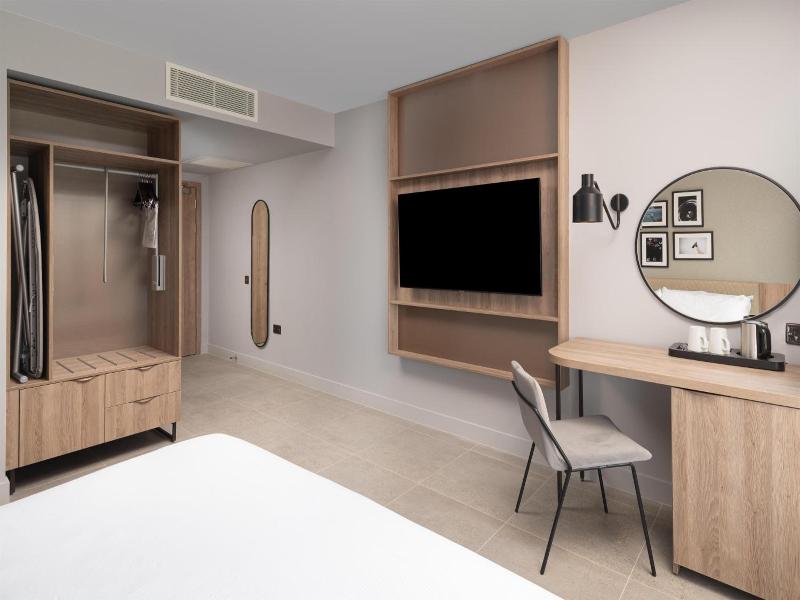 Hilton Garden Inn Silverstone image