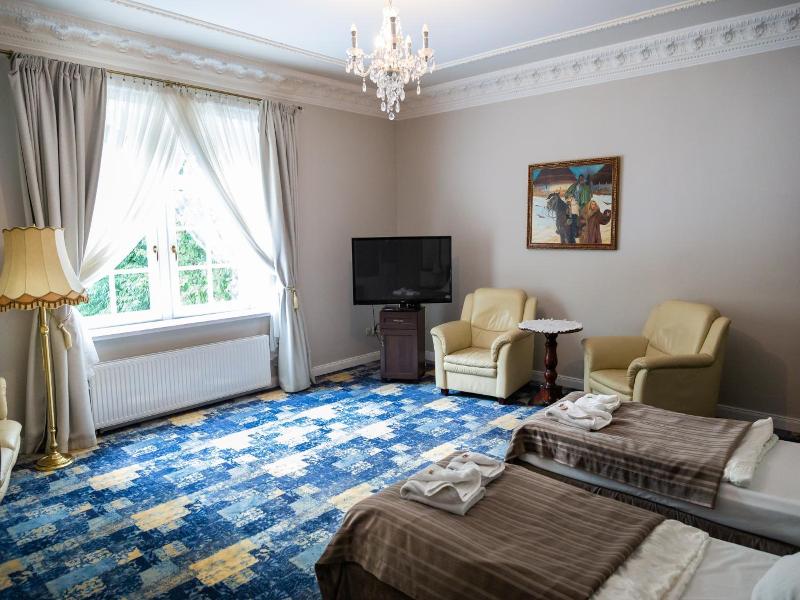 Hotel Dwor Sojki