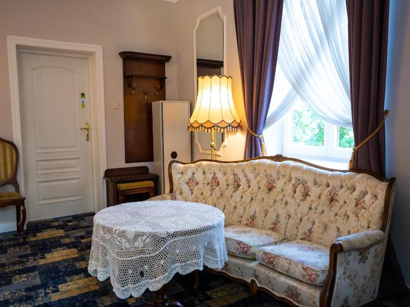 Hotel Dwor Sojki