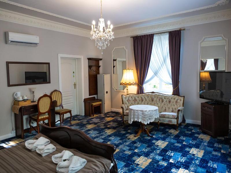 Hotel Dwor Sojki