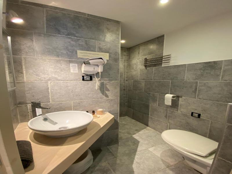 La Glycine Hotel Spa Et Bien Etre image