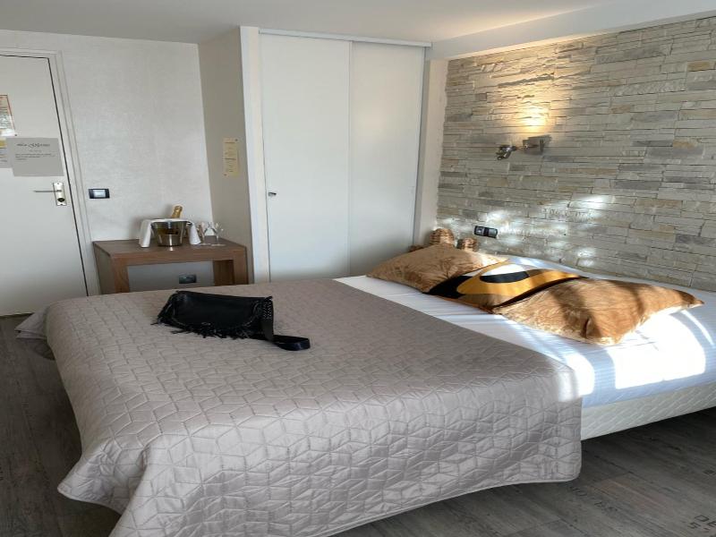 La Glycine Hotel Spa Et Bien Etre image