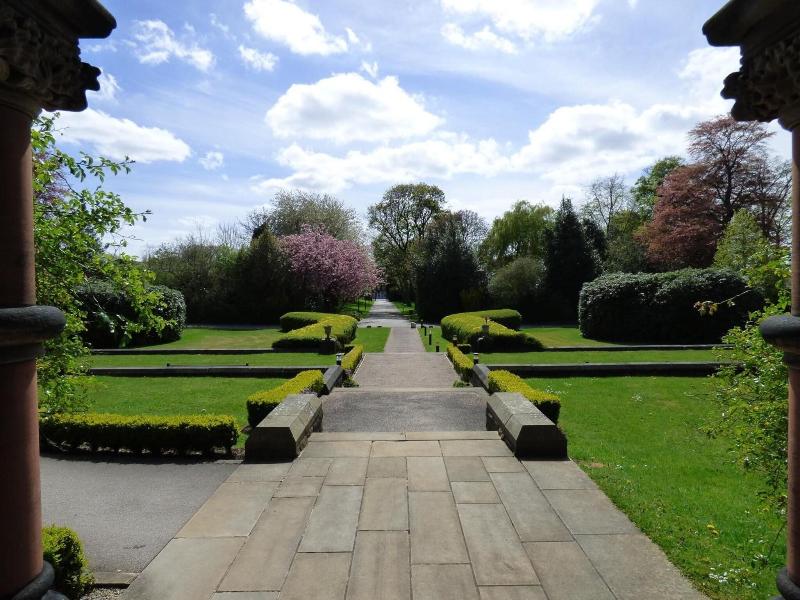 Hinsley Hall image