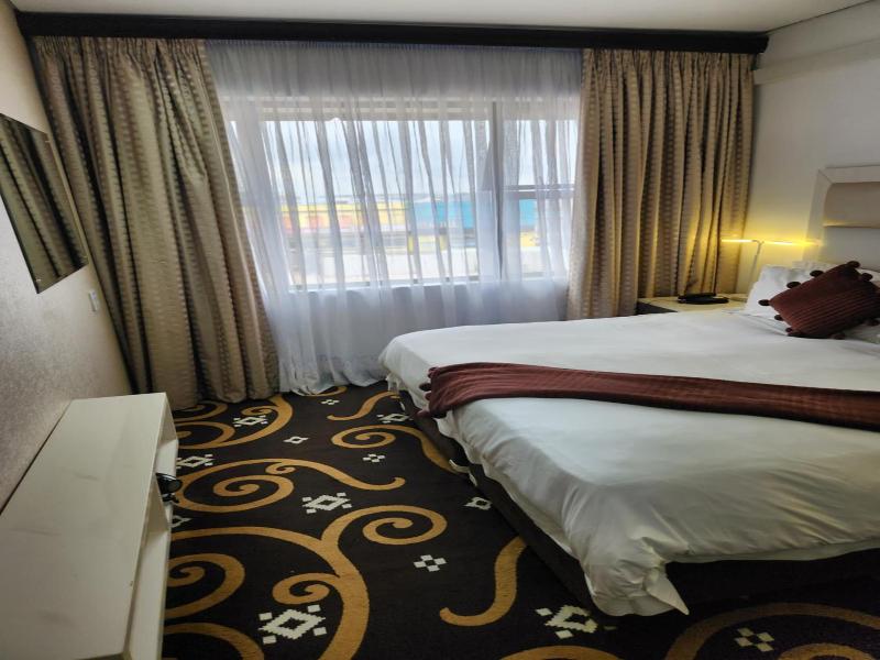 Palm Continental Hotel image