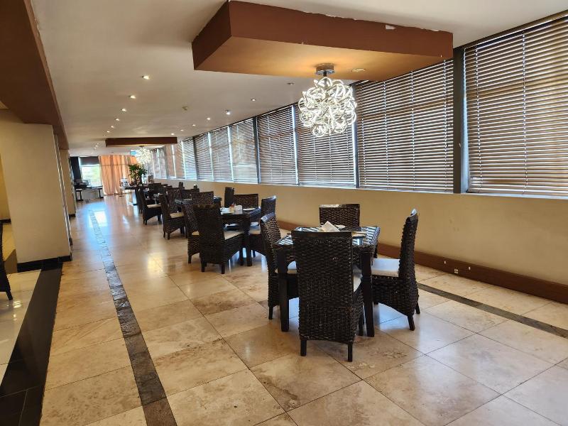 Palm Continental Hotel image