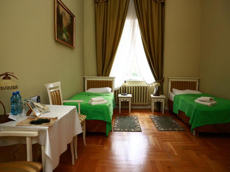 Palac Biedrusko image