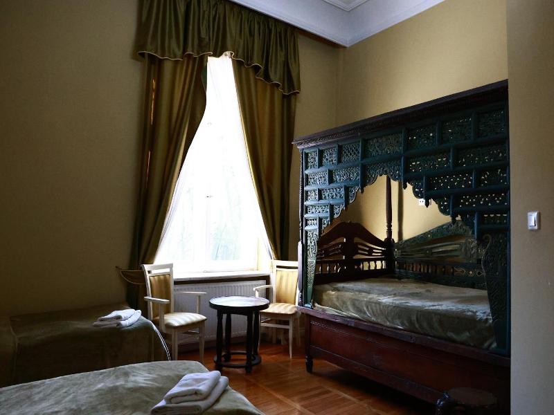 Palac Biedrusko image