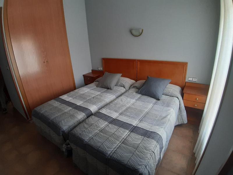 Hotel Los Leones El Mas Cercano A Warner image