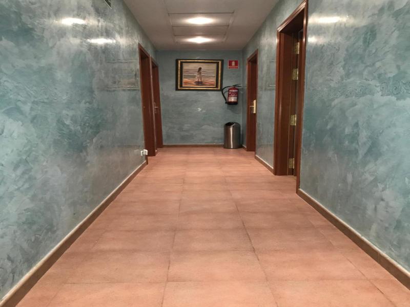 Hotel Los Leones El Mas Cercano A Warner image