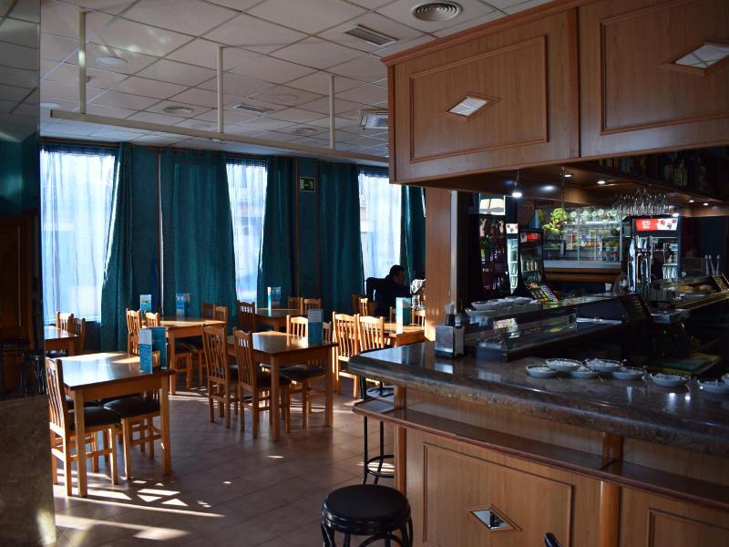 Hotel Los Leones El Mas Cercano A Warner image