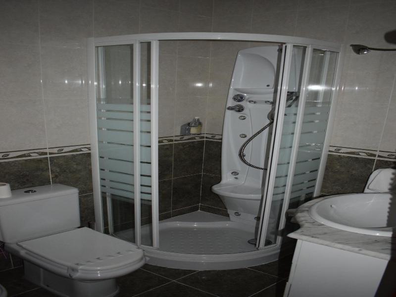 Hotel Los Leones El Mas Cercano A Warner image