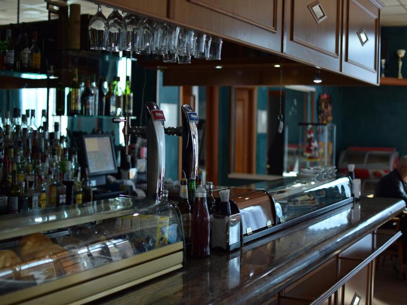 Hotel Los Leones El Mas Cercano A Warner image