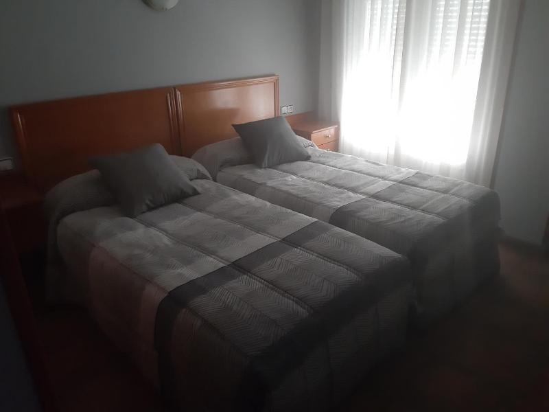 Hotel Los Leones El Mas Cercano A Warner image