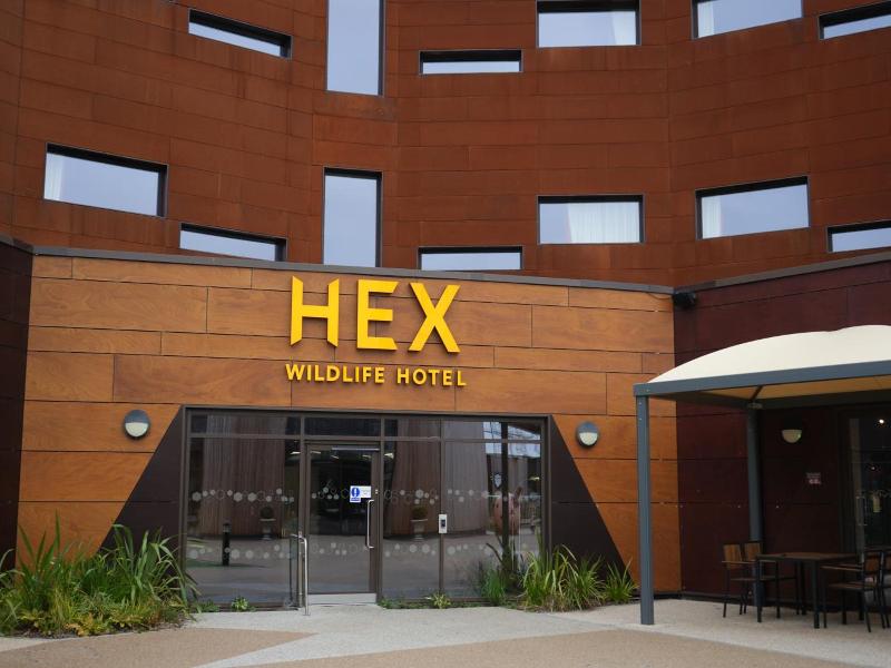 Hex Wildlife Hotel At Yorkshire Wildlife Park image