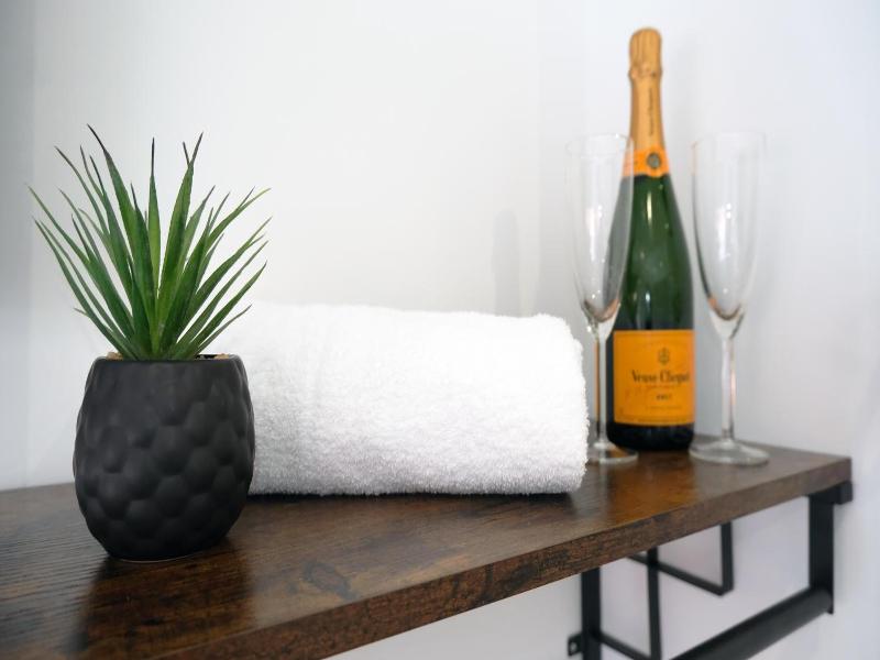 The Kop End Hotel By Serviced Living Liverpool