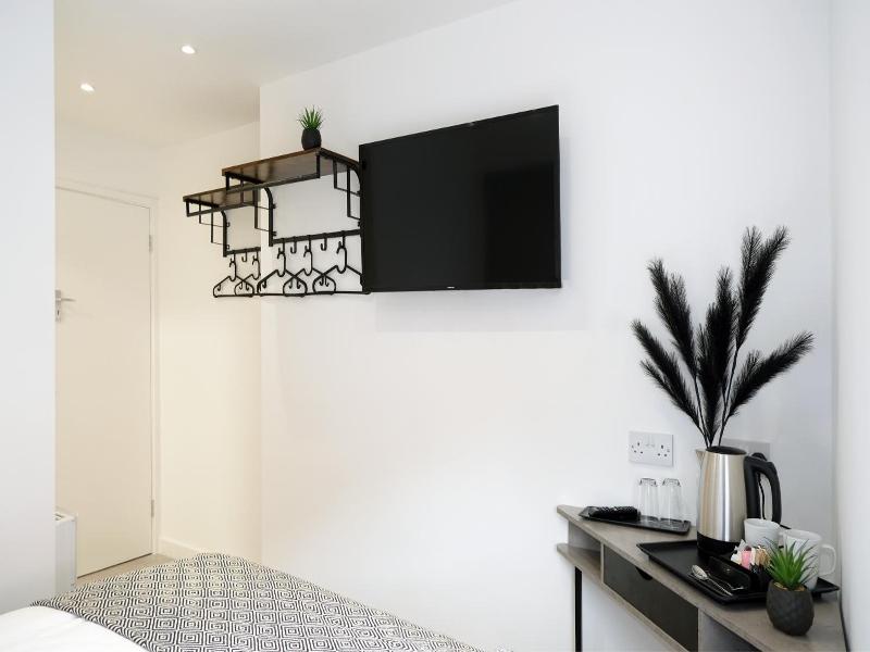 The Kop End Hotel By Serviced Living Liverpool