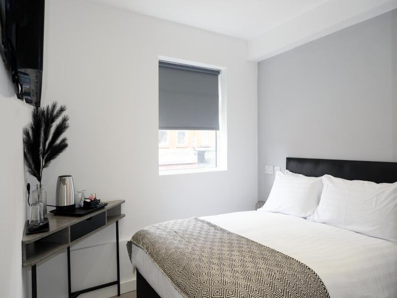 The Kop End Hotel By Serviced Living Liverpool