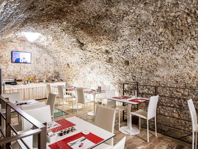 Antico Borgo Chieti image