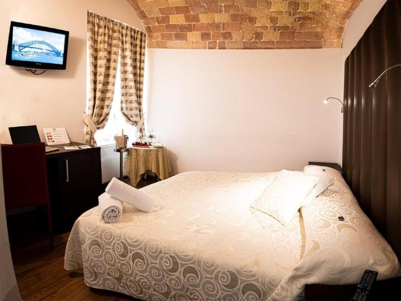 Antico Borgo Chieti image