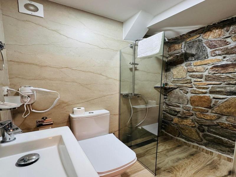 Old Stone Hotel Skopje image