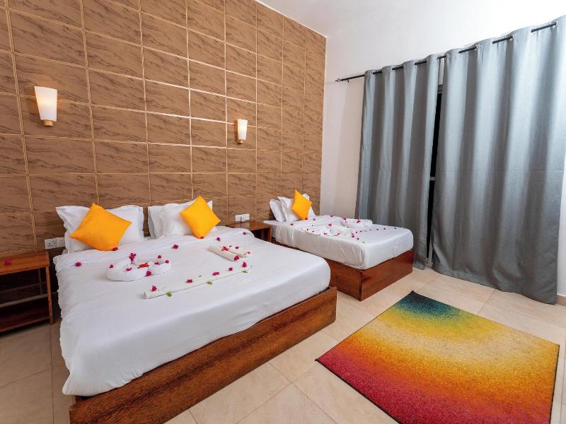Canary Golden Hotel image