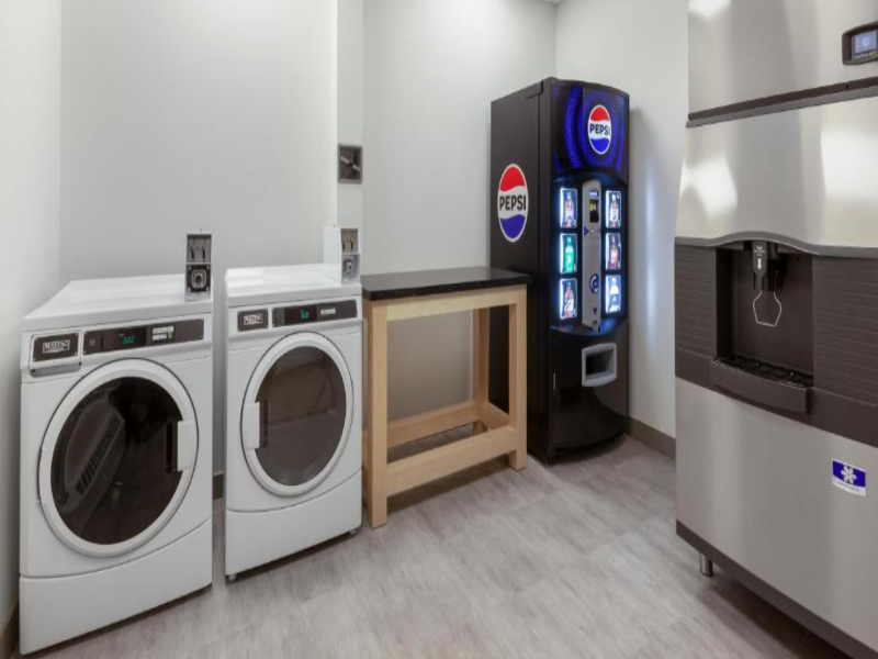Best Western Plus Kawartha Lakes Hotel & Suites image
