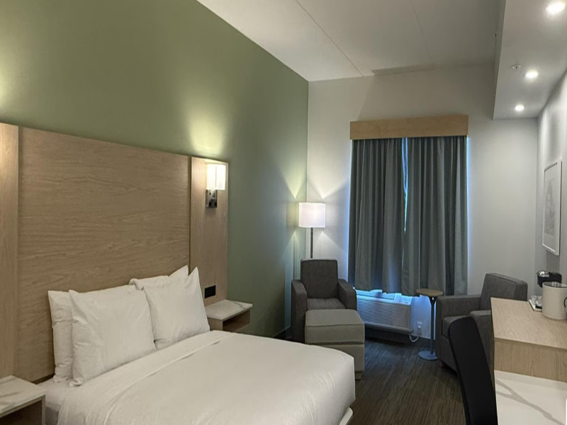 Best Western Plus Kawartha Lakes Hotel & Suites image
