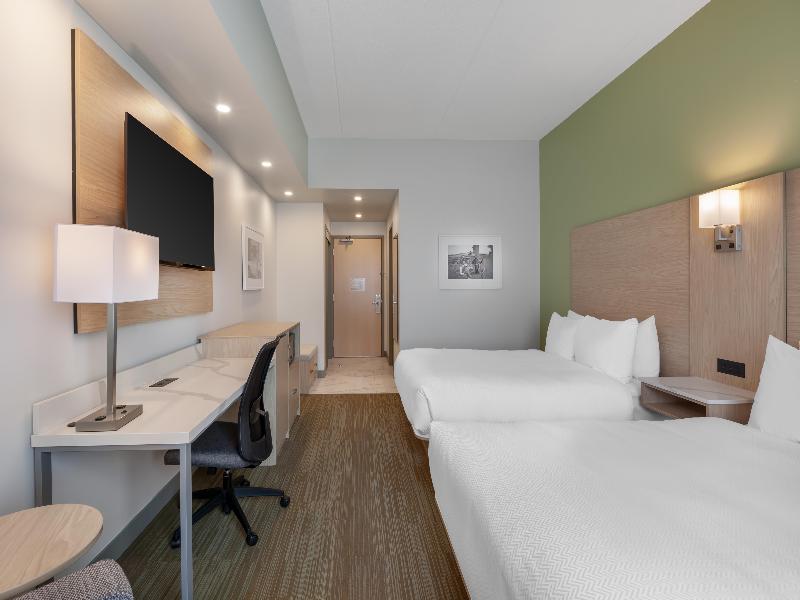 Best Western Plus Kawartha Lakes Hotel & Suites image