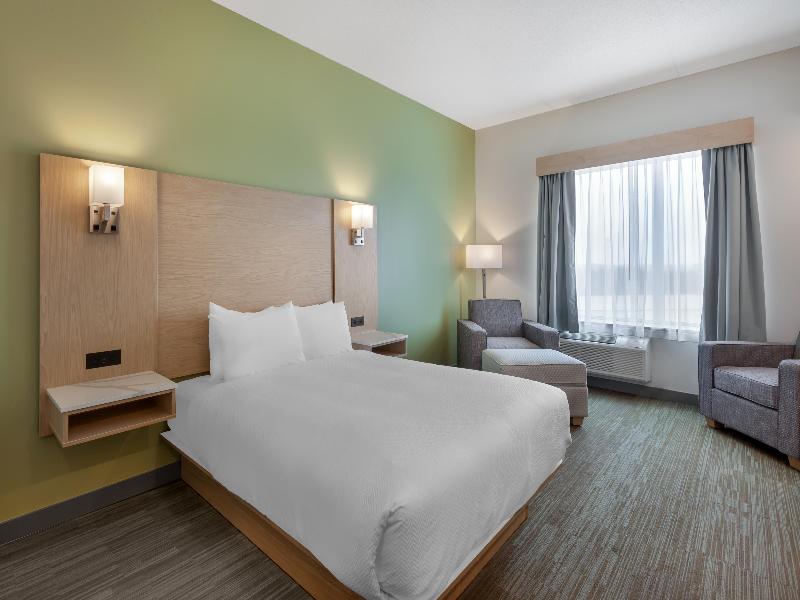 Best Western Plus Kawartha Lakes Hotel & Suites image