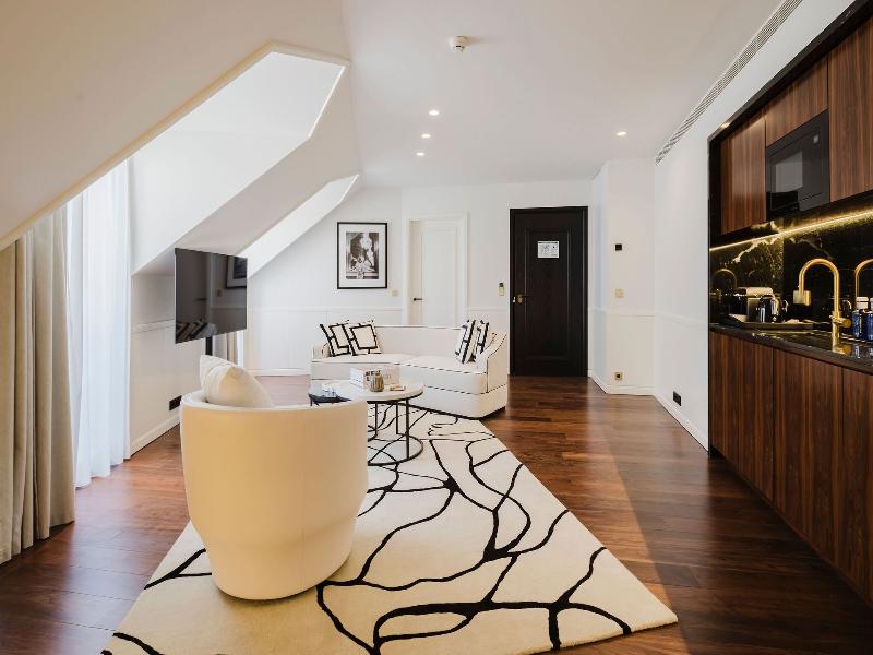 Lisbon Chiado Hotel & Spa image