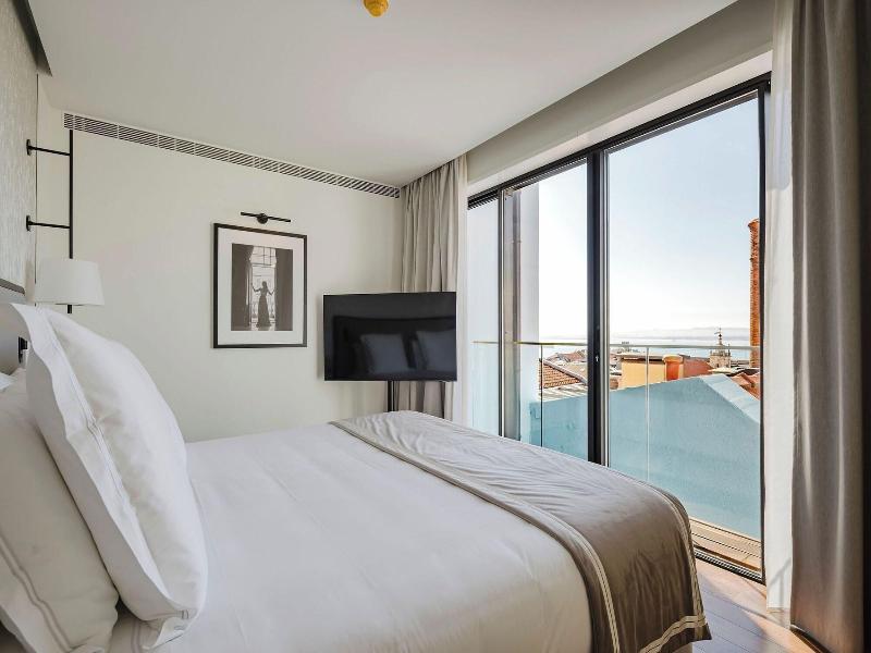 Lisbon Chiado Hotel & Spa image