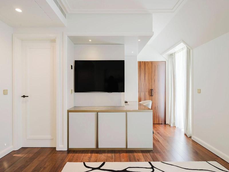 Lisbon Chiado Hotel & Spa image