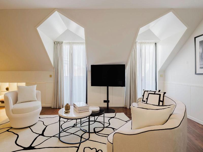 Lisbon Chiado Hotel & Spa image